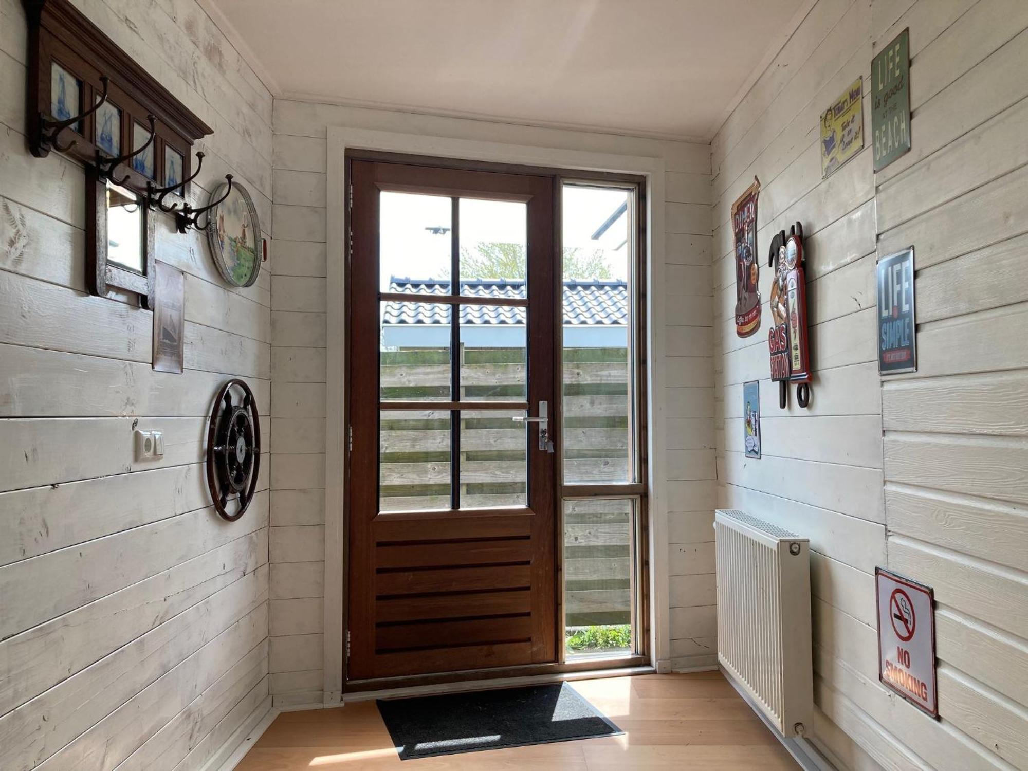 Lakeview 6 Pers Holiday Home Aurora With Fenced Garden, Whirlpool And Sauna Anjum Dış mekan fotoğraf